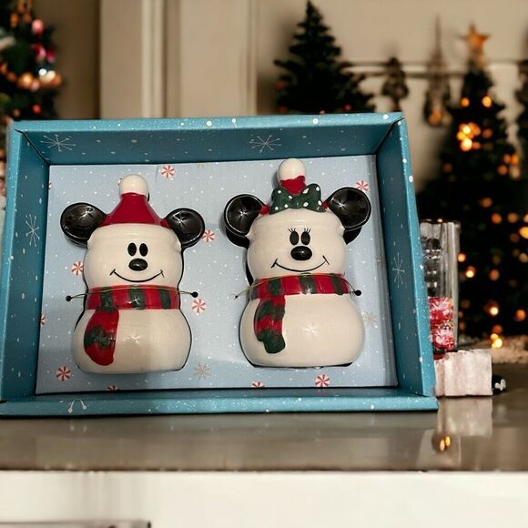 Disney Mickey and Minnie Snowman Christmas Ceramic Salt & Pepper Set - Picture 2 of 7